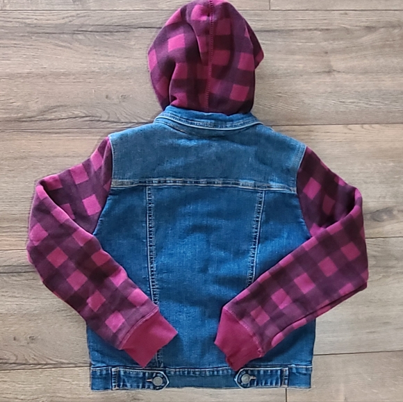 Hardly Worn- VIGOSS- Flannel Sleeved/Hooded Jacket, Fur Lining Sz 14, runs small - Picture 4 of 4